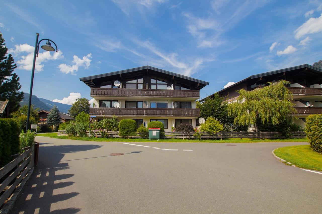 Apartment Schmid - Steinbock Lodges Maishofen Extérieur photo